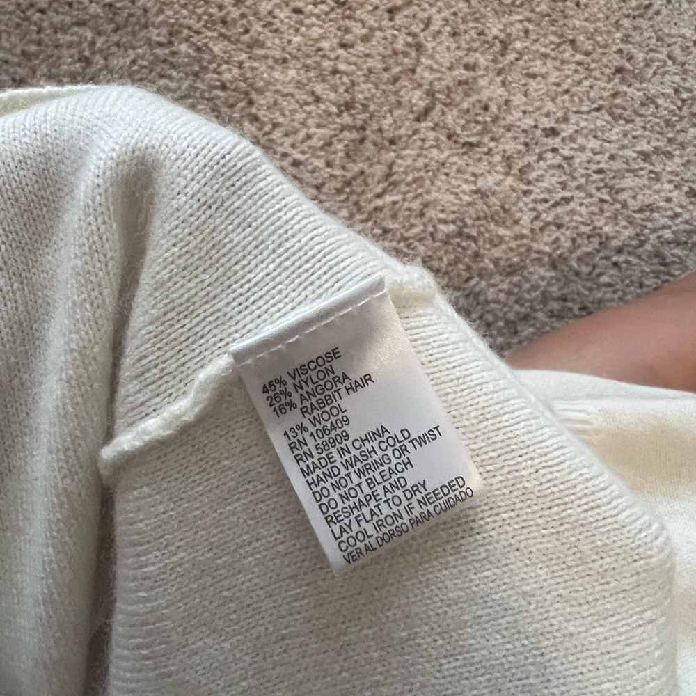 Tunic Katherine Kelly super soft white size small - Picture 2 of 5